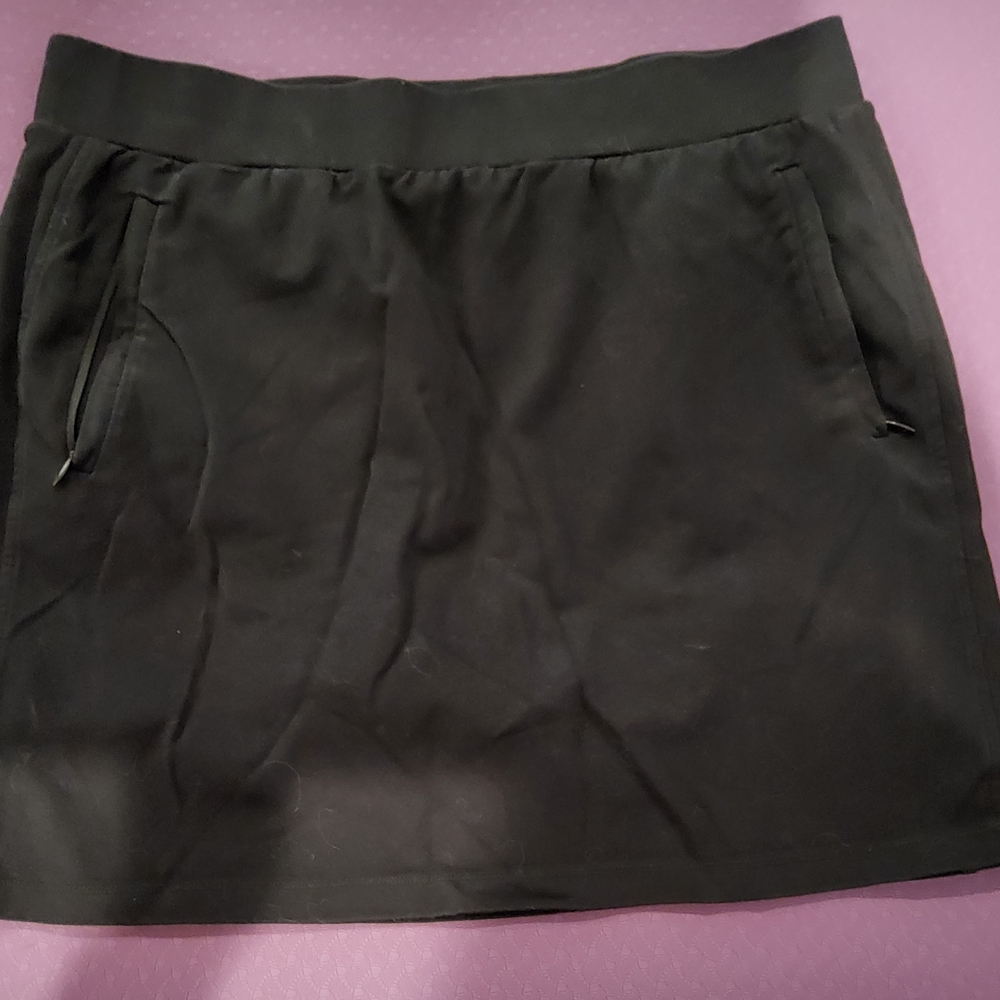 Talbots Black Mini Skort With Zippered Pockets. Size L
